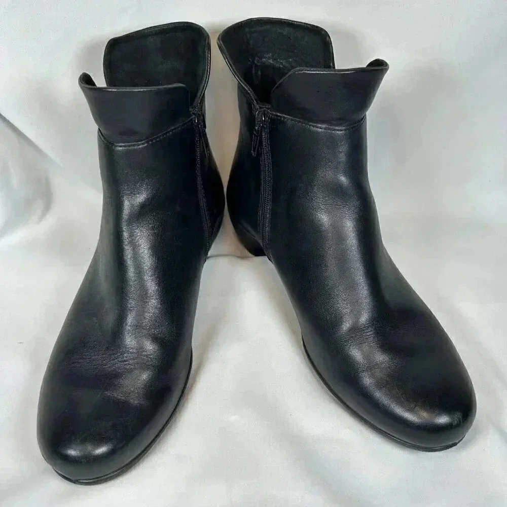 Ecco Sculptured Size US6 EU37 Women Boot Black Leather Ankle Fold Top